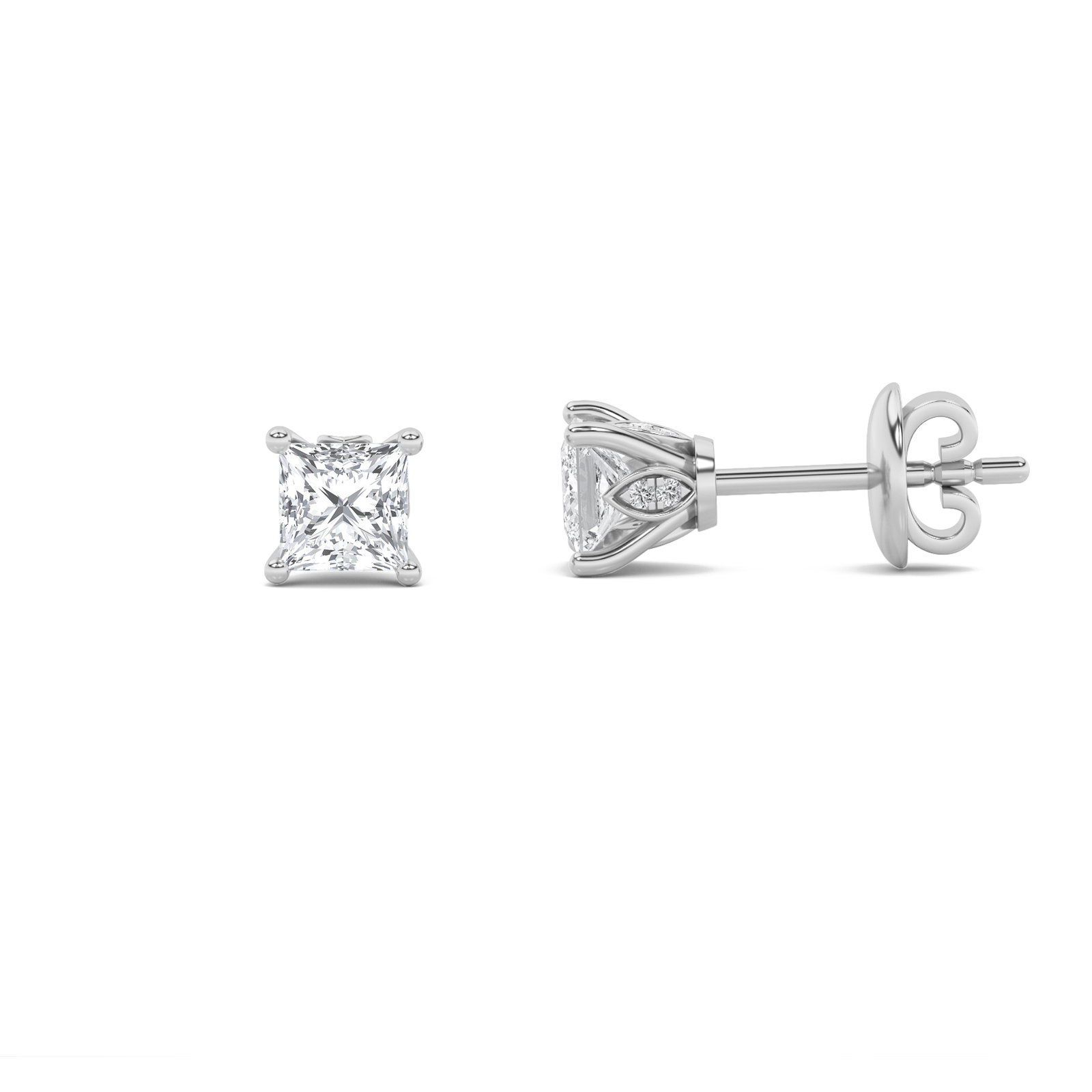 Tulip Head Stud Earrings in 14K Gold